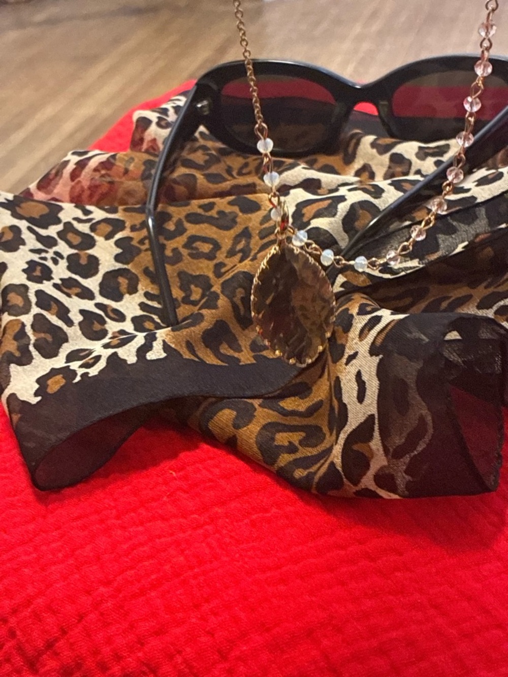 Breakfast at Tiffany’s Bundle: Vintage Leopard Scarf, Gold Necklace, Blk Shades - Picture 10 of 13